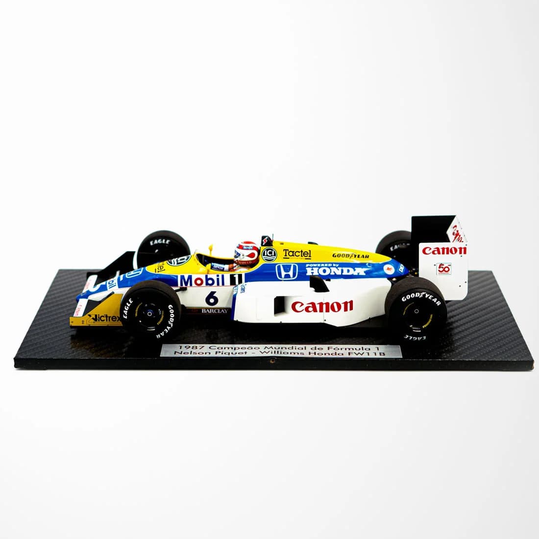 Miniatura Nelson Piquet Campeão 1987 1:18