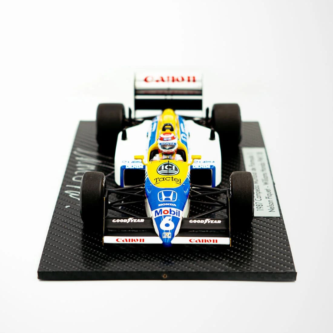 Miniatura Nelson Piquet Campeão 1987 1:18